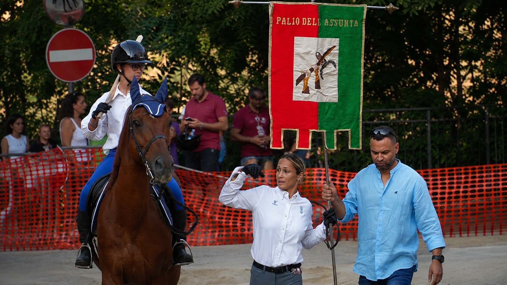 Longobucco torna a correre: dieci rioni si sfidano nel Palio dell’Assunta