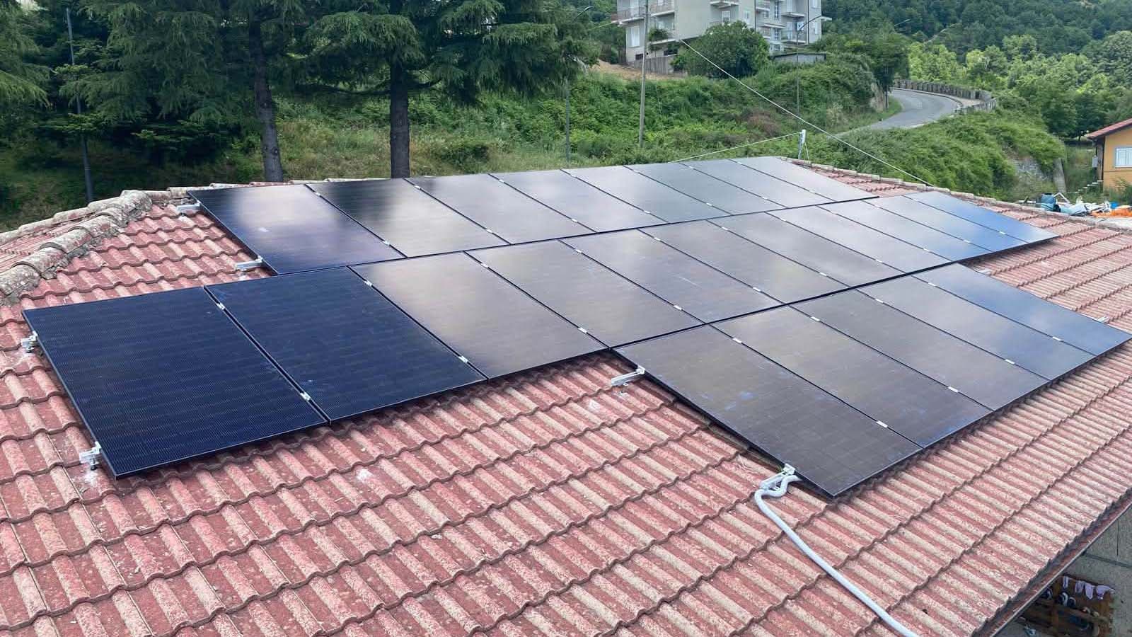 Acquaformosa chiude i lavori energetici: quasi 347mila euro per Municipio e Casa Roberta Lanzino
