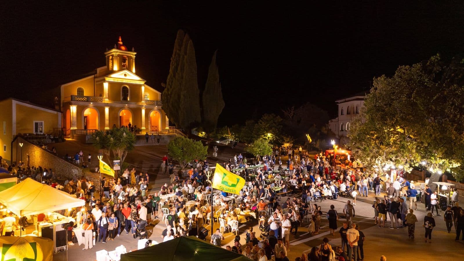 Il cannolo siciliano sposa il fico Dottato: a San Cosmo Albanese l’Arbëria si incontra a tavola
