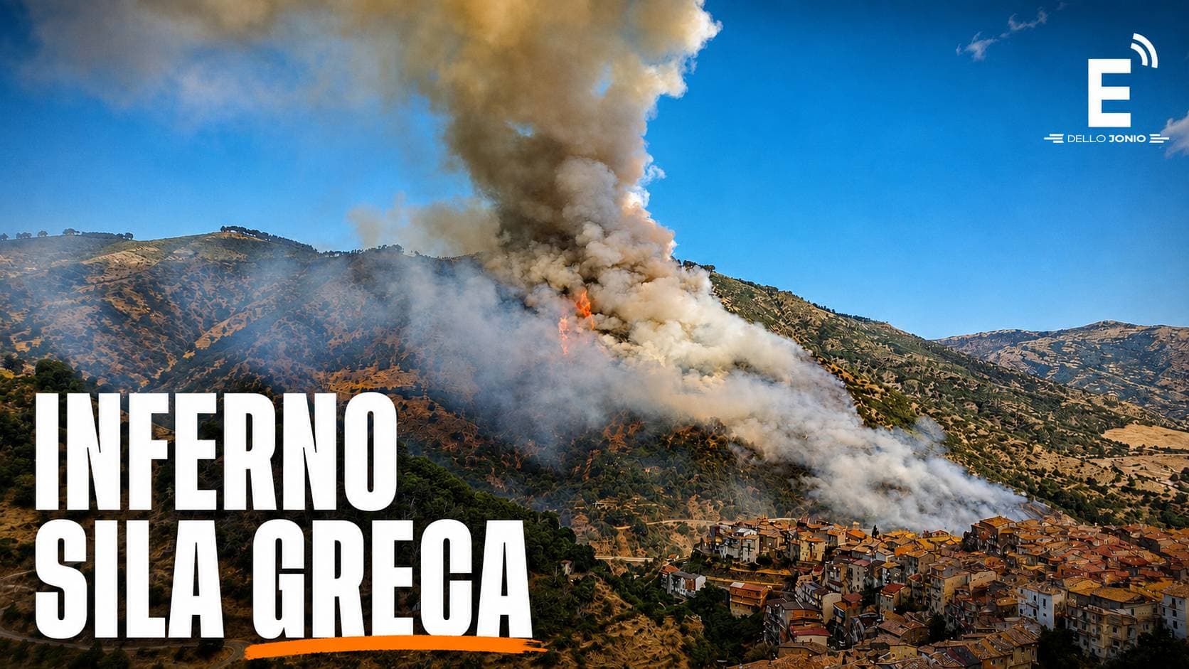 Il fuoco arriva davanti a Longobucco: brucia il cuore della Sila Greca, Canadair in azione
