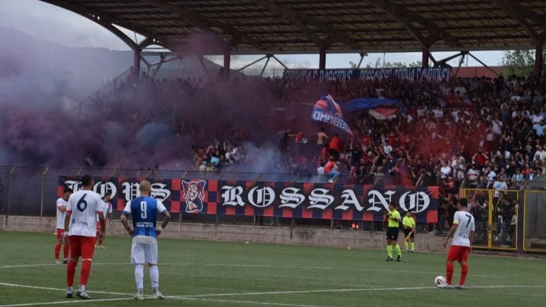 Rossanese e Boys insieme: una serata nel segno della passione rossoblù
