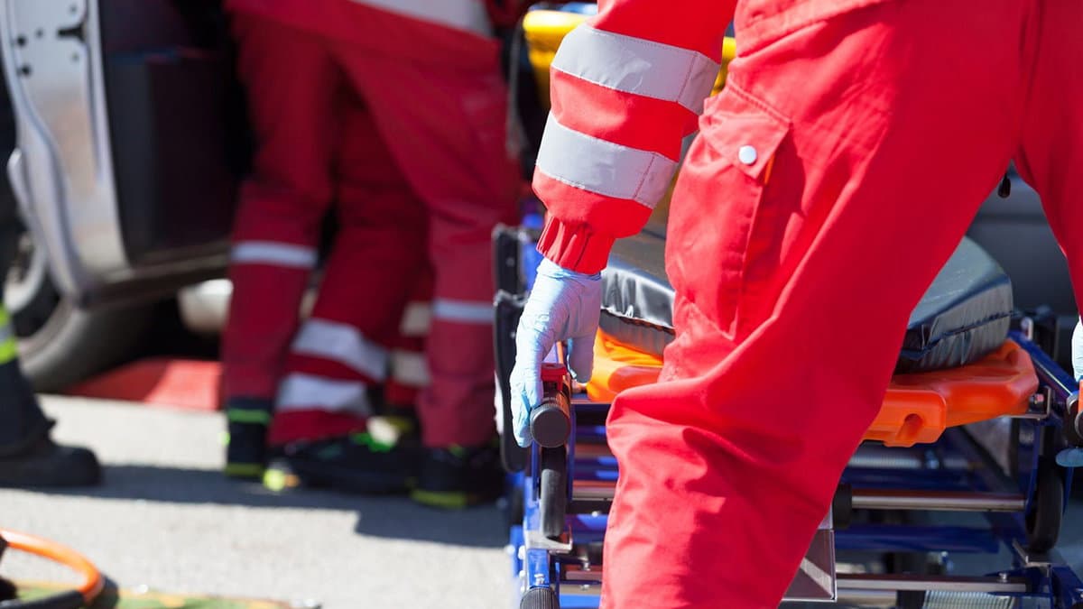 Rossano, anziana trovata in casa in una pozza di sangue