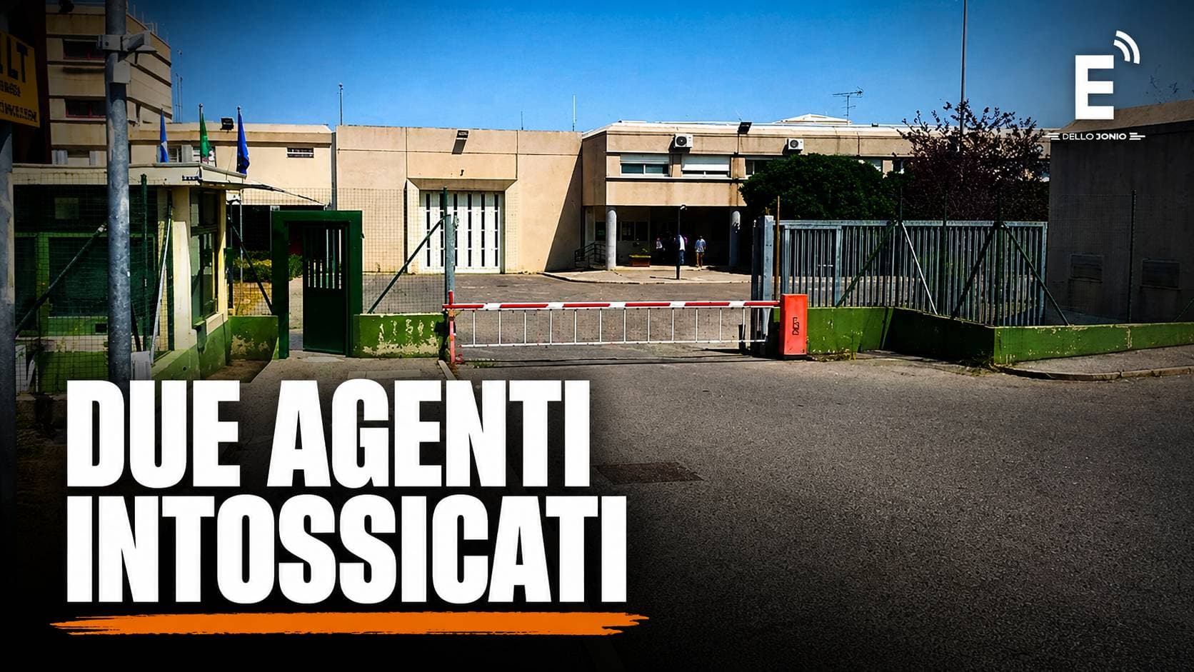 Incendio in una cella del carcere di Rossano: due agenti intossicati, uno finisce in ospedale