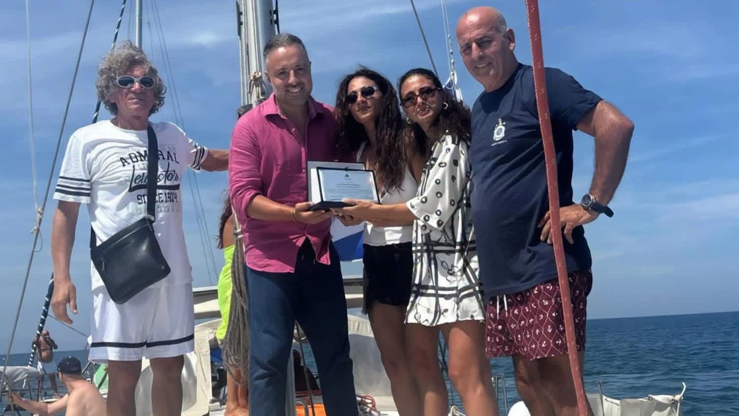 A Crosia il mare unisce memoria e legalità: sette barche a vela in ricordo di Mimmo Forciniti