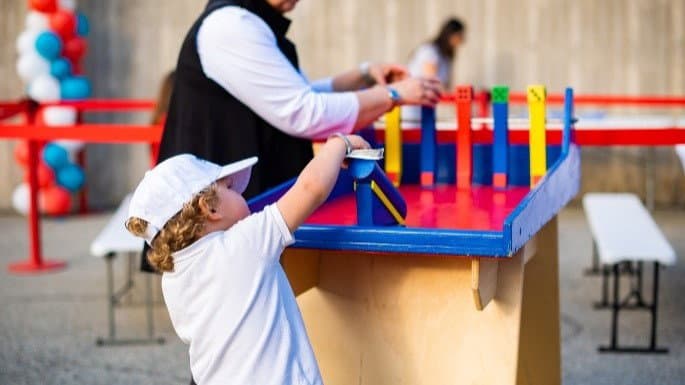 Schiavonea a misura di bambino: giochi e laboratori gratuiti in Piazza Portofino
