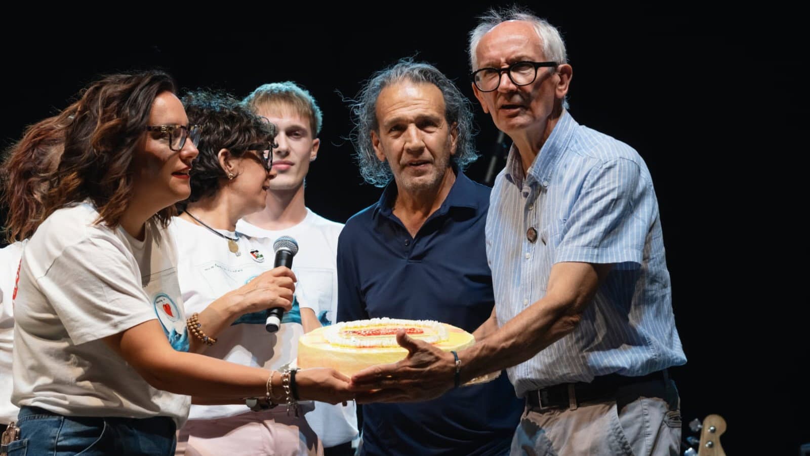 Il lavoro non può diventare ricatto: da Vakarici una sfida contro il caporalato