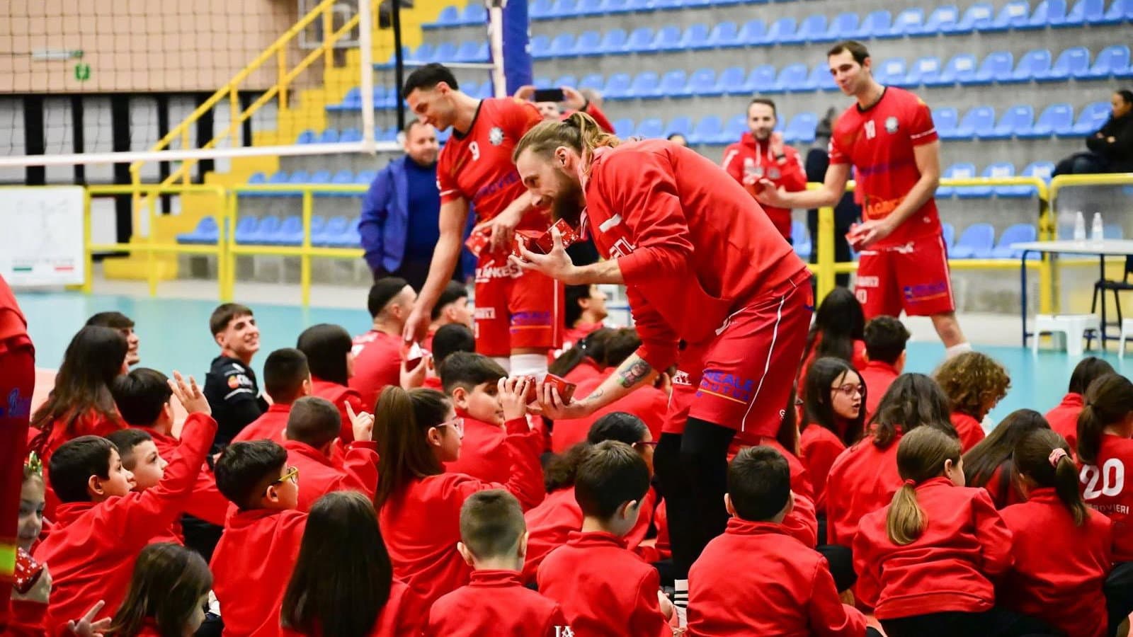 La Serie A3 riparte a Corigliano, ma il futuro della Volley nasce tra i più giovani