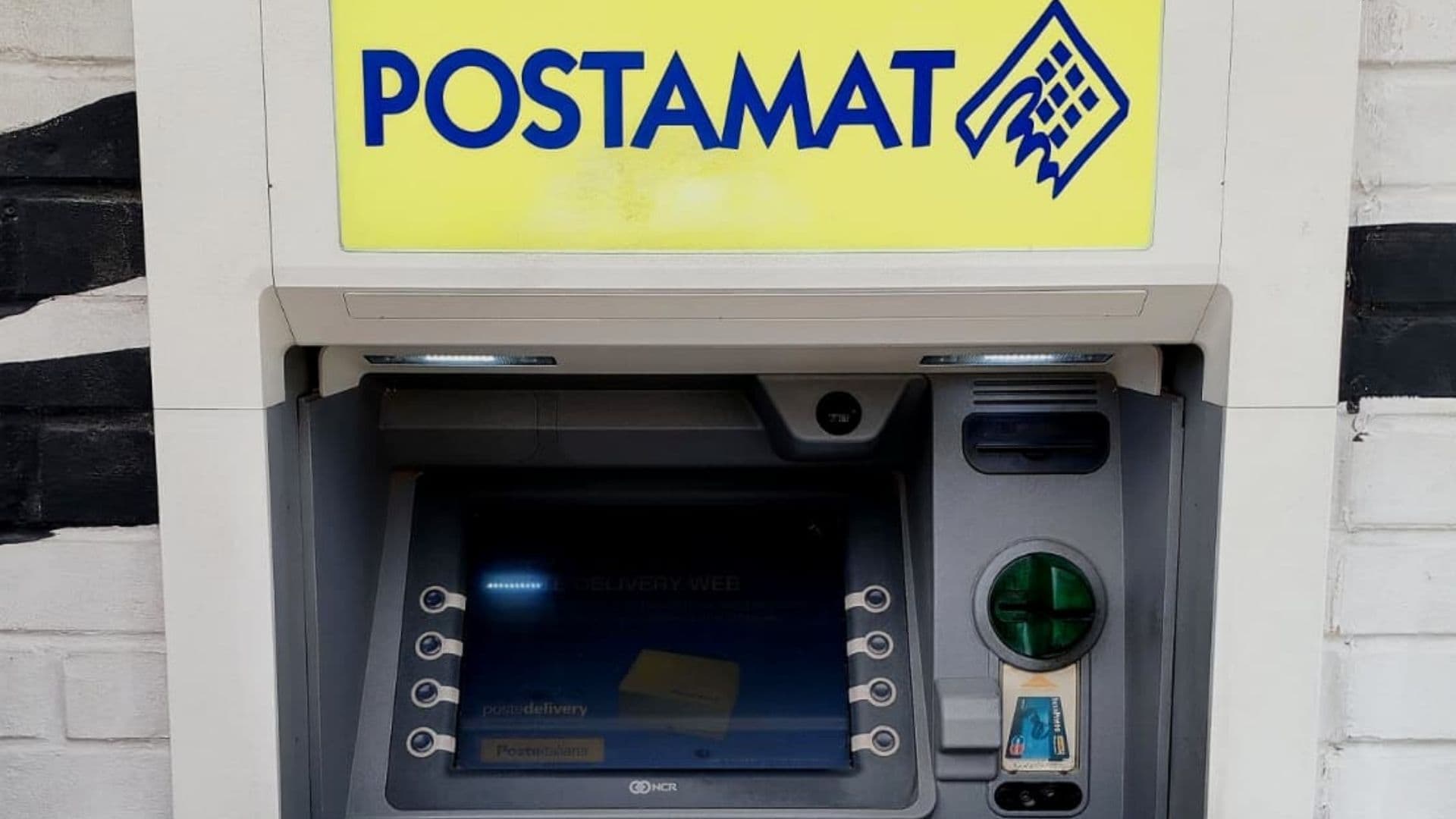 Troppo caldo anche per il Postamat: ad Altomonte l’ATM va in blocco e macchia 140mila euro