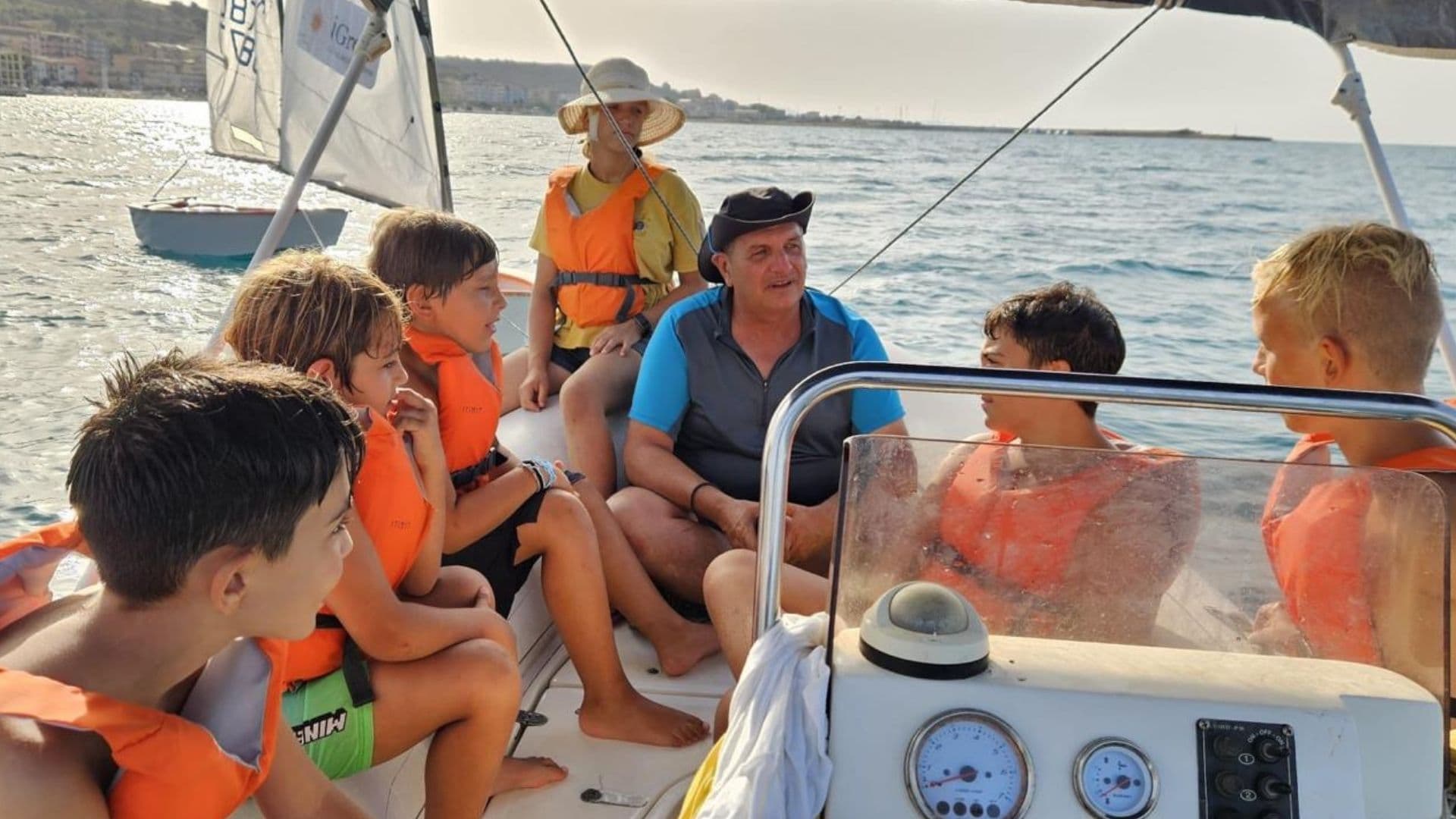 Cariati, il mare diventa un’aula senza pareti: la stagione della Lega Navale tra vela e inclusione