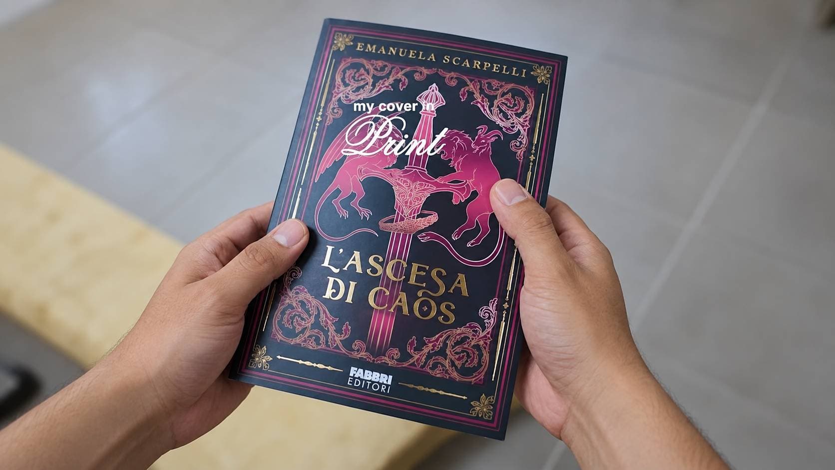 Giocorò, stasera a Rossano il fantasy sale in piazza: Emanuela Scarpelli presenta “L’ascesa di Caos”