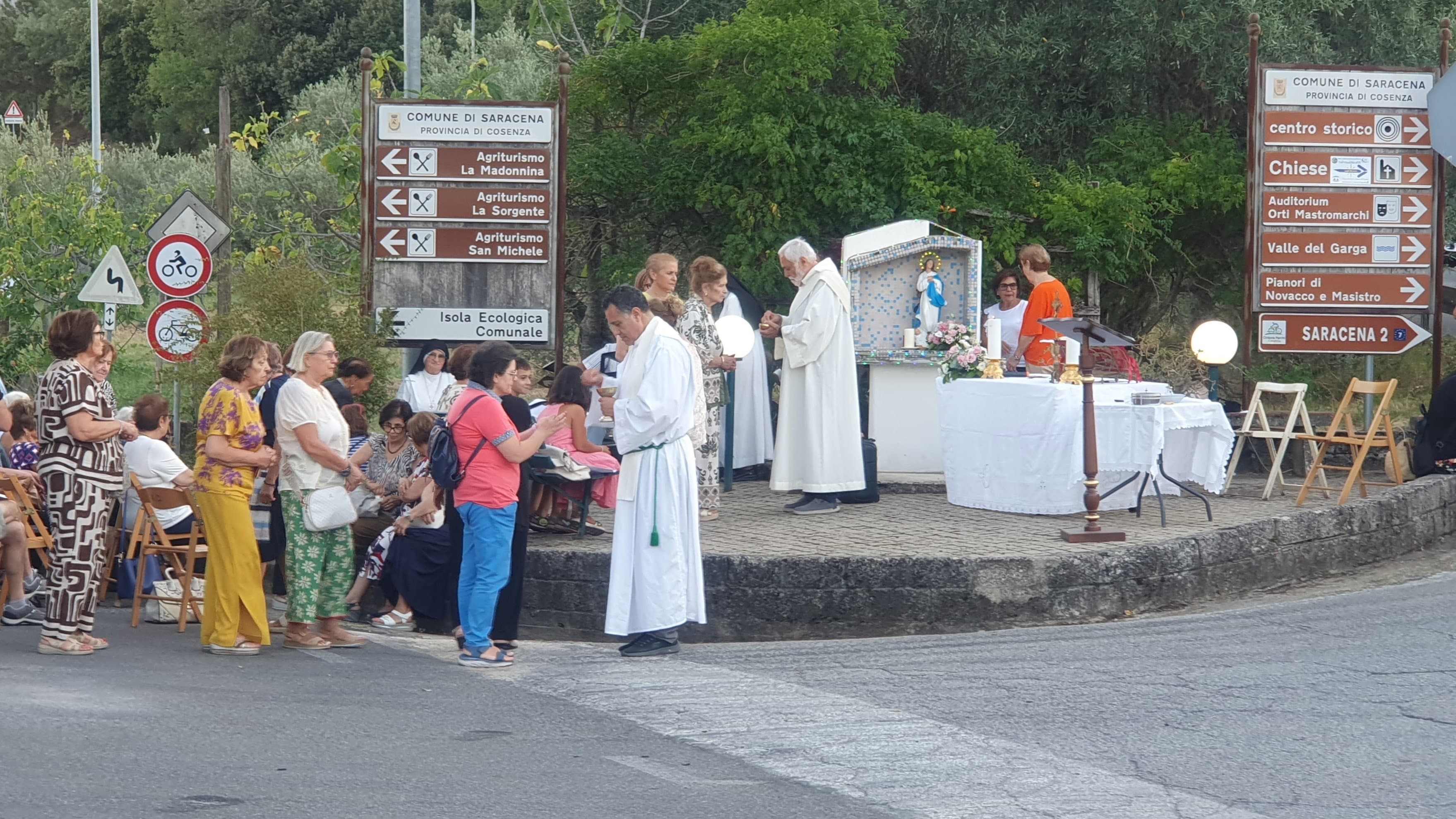 Saracena, settembre nel segno di Maria: tre luoghi di fede tengono unite borgo e contrade