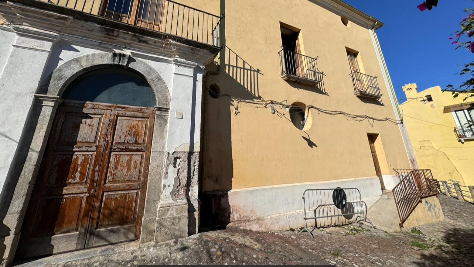 Cassano, 1,65 milioni per far rinascere tre palazzi abbandonati: nel centro storico nasceranno 13 alloggi popolari