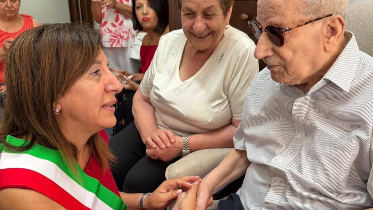 Villapiana festeggia i 100 anni di Eugenio Staffa: un secolo di vita diventa memoria della comunità