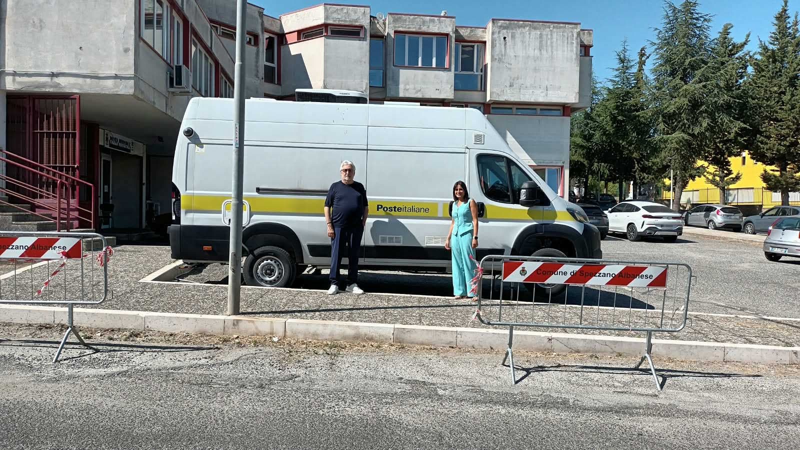 Spezzano Albanese, attivato l’ufficio postale mobile: servizi garantiti durante i lavori in via Nazionale