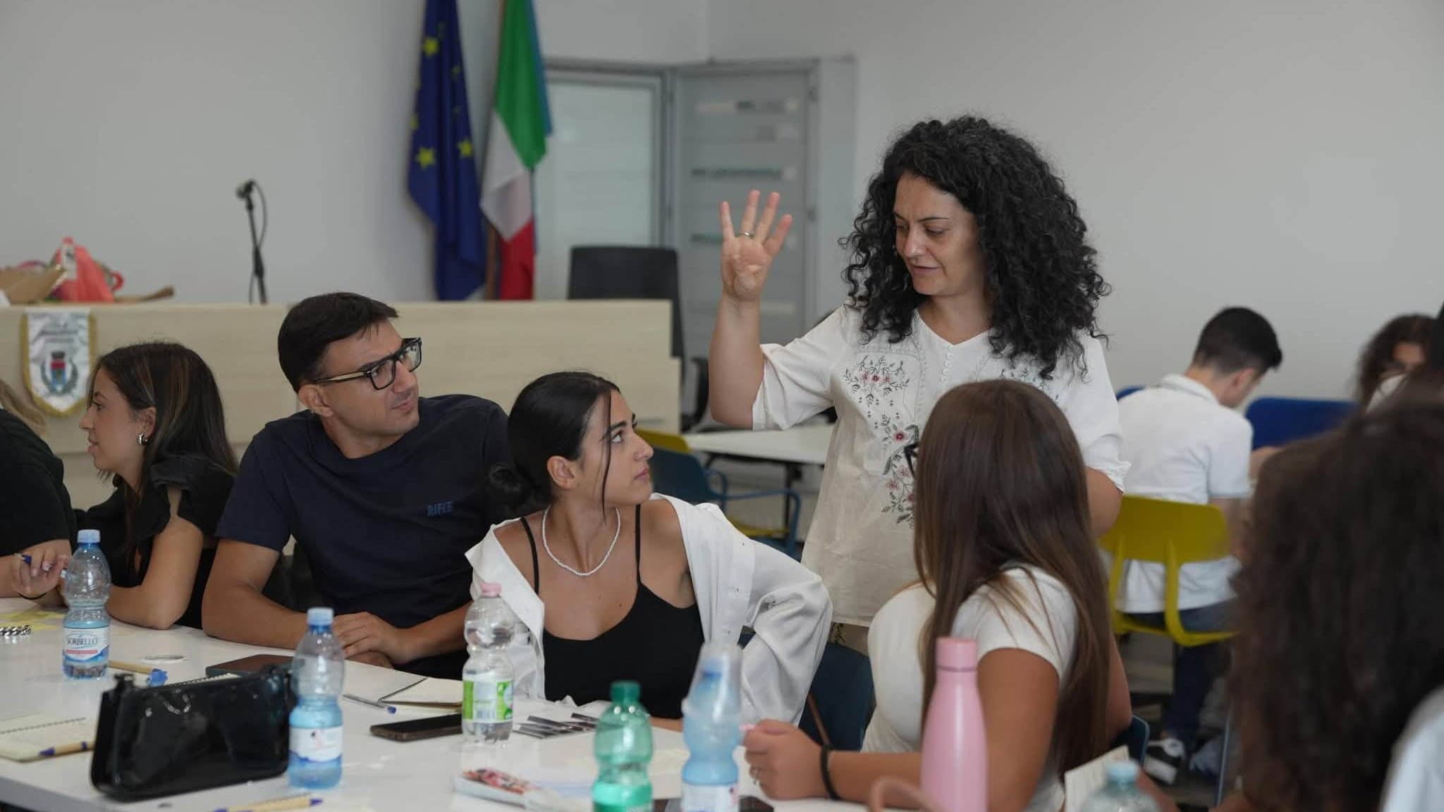 Festival delle Opportunità, la parola dei giovani arriva alle istituzioni: incontro alle Grotte di Sant’Angelo