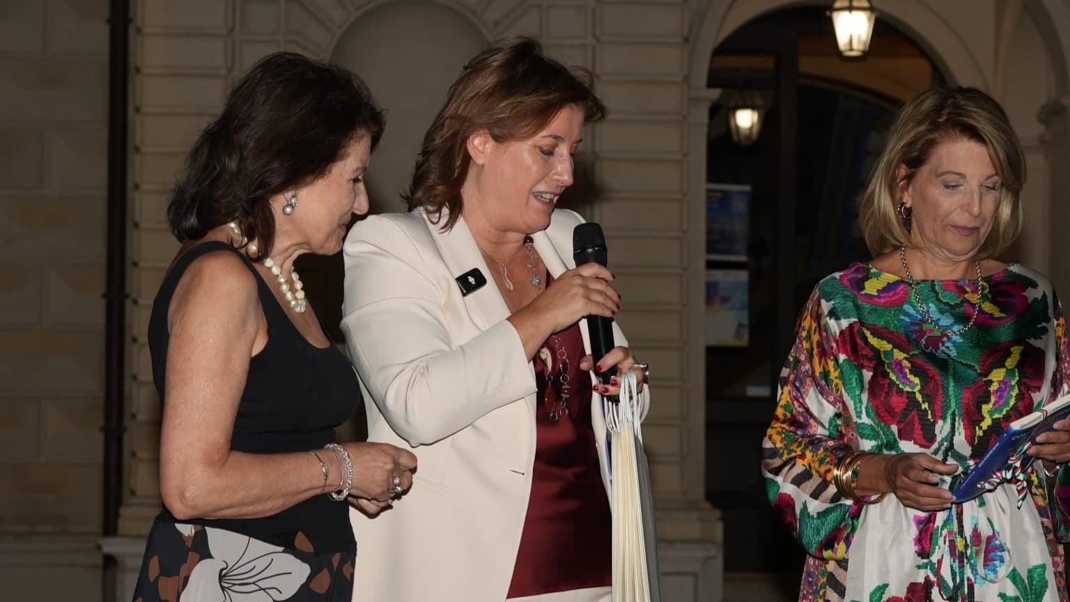 A Villa Rendano la forza senza tempo dei classici con i "Levia itinera" di Alessandra Mazzei