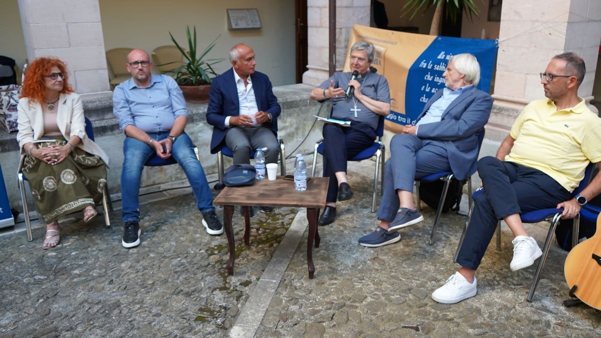 Presentato a Cosenza "Barche di Sabbia" dello scrittore spezzanese Emanuele Armentano
