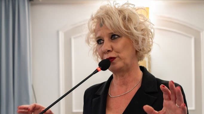 Femminicidio, Renzo: «Il “no” si impara da bambini. Non possiamo delegare tutto alla scuola»
