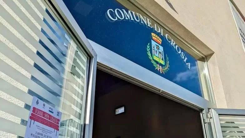Scuole, 400mila euro per nuovi arredi: Crosia capofila con Cariati, Grimaldi e Campana