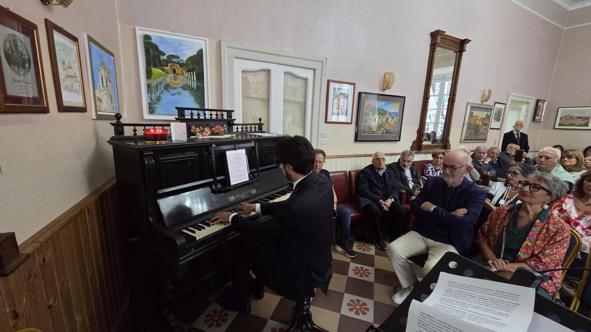 Il Circolo Culturale Rossanese riparte dalla sua sede rinnovata: torna a suonare anche lo storico pianoforte